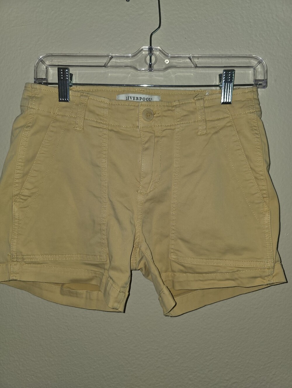 Liverpool Safari Shorts Size 2/26